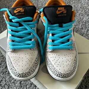 Nike SB Dunk Low